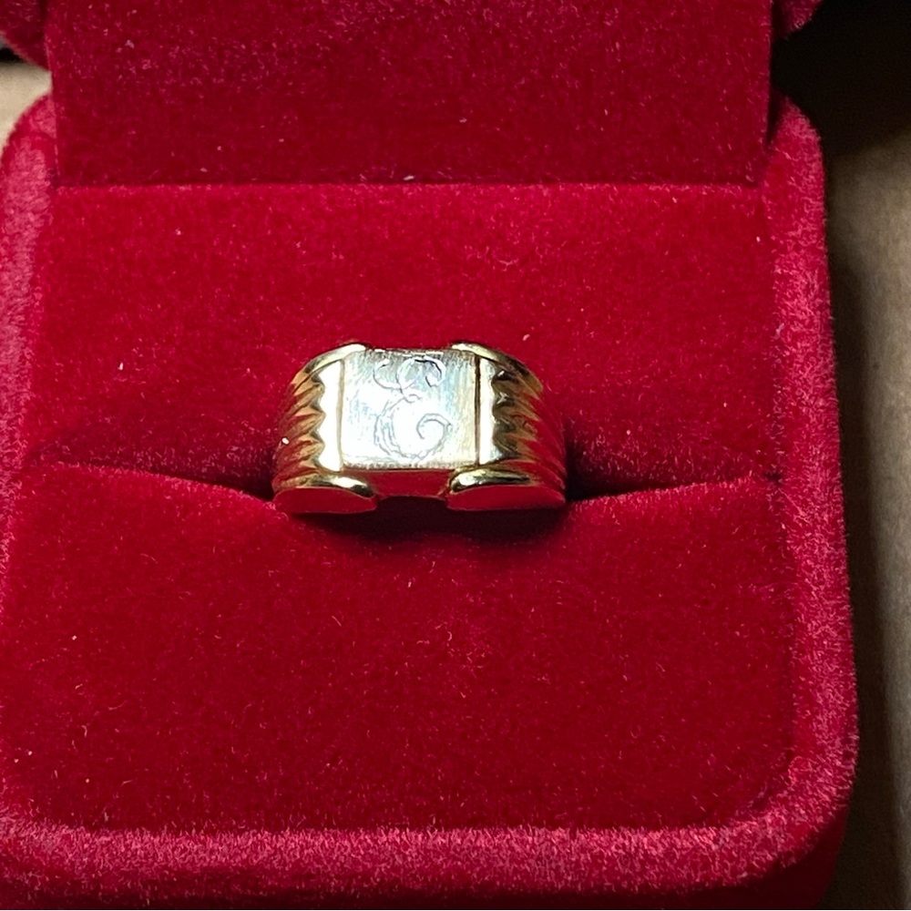 18K Vintage Square Signet Ring Size 3.75
